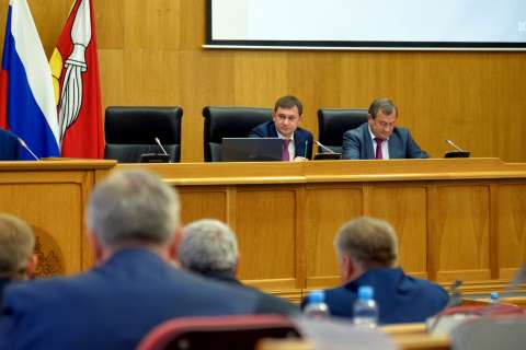 В Воронежской области выбрали спикера и зампреда нового парламента