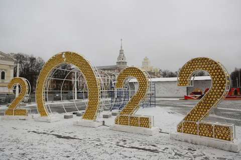 В Воронеже площадь Ленина уже оформляют к новому году