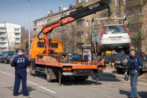 Воронежские власти выбрали метод, по которому утвердят тарифы на эвакуацию авто 