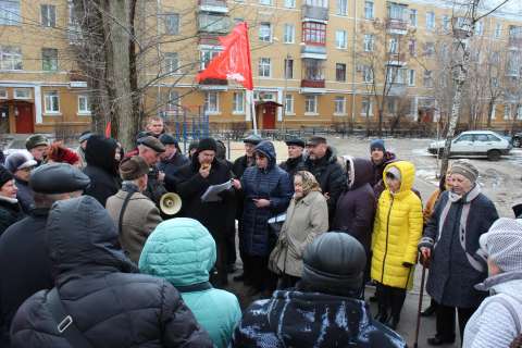 В Воронеже коммунисты разогрели жителей в конфликте с ГК Хамина