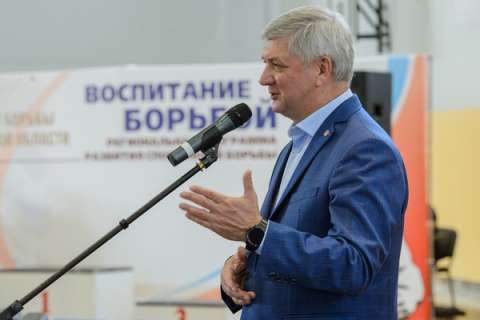 Воронежский губернатор улучшил показатели в рейтинге влиятельности глав субъектов РФ
