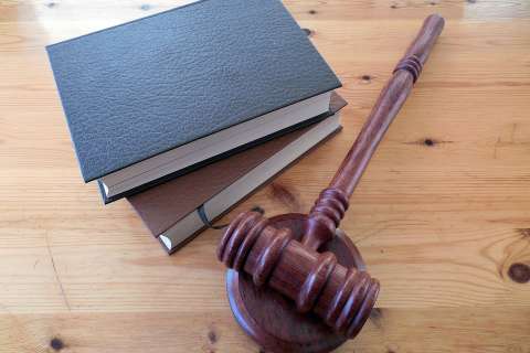 Законность отстранения от должности гендиректора воронежского «Элмаша» выяснит суд