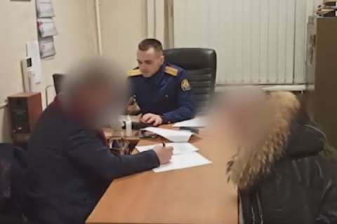 Стрелявшему по полицейским фейерверками в Воронеже предъявили обвинение