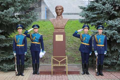В Воронеже был воздвигнут бюст Лазаря Дзотова 