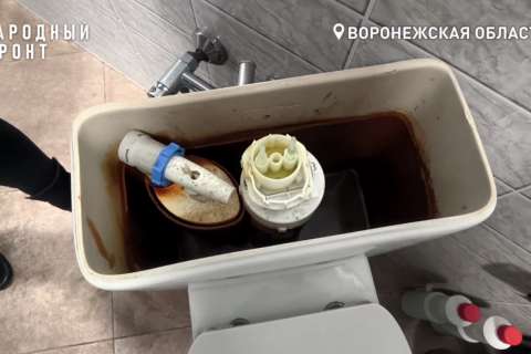 Жители воронежского ПГТ платят за техническую воду как за питьевую
