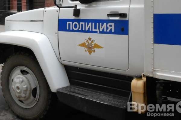 Эхо волгоградских терактов: В Воронеже досматривают транспорт, а на улицах и вокзалах дежурят усиленные группы полиции Эхо волгоградских терактов: В Воронеже досматривают транспорт, а на улицах и вокзалах дежурят усиленные группы полиции
