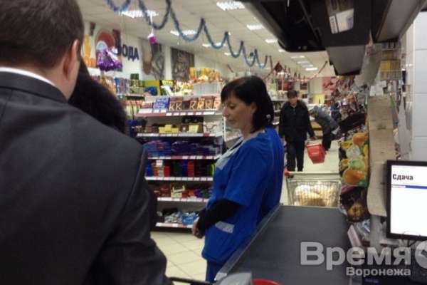В двух из шести воронежских минимаркетов несовершеннолетним продали алкоголь В двух из шести воронежских минимаркетов несовершеннолетним продали алкоголь