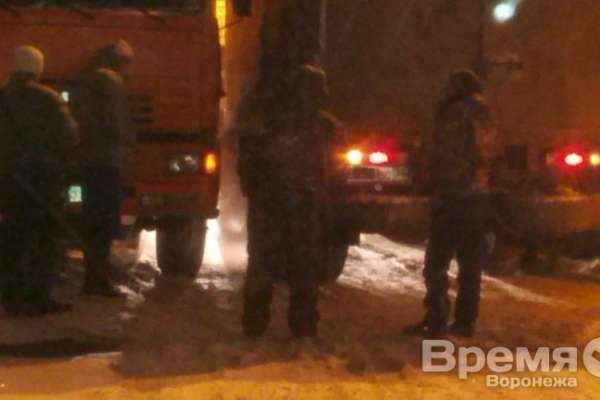 На трассе М-4 «Дон» воронежских автомобилистов ждёт многокилометровая пробка На трассе М-4 «Дон» воронежских автомобилистов ждёт многокилометровая пробка