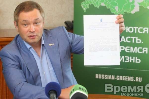 Сотрудники СКР задержали экс-сенатора от Воронежской области Сотрудники СКР задержали экс-сенатора от Воронежской области