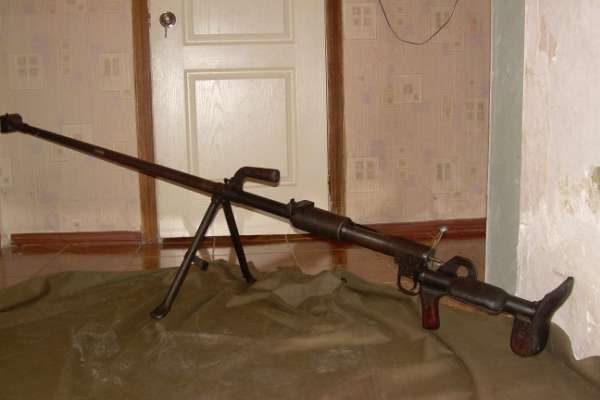 В Воронеже пойман член банды, торгующей оружием В Воронеже пойман член банды, торгующей оружием