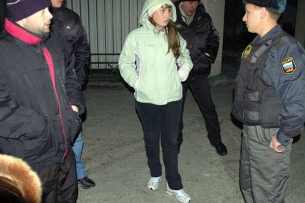 Воронежским полицейским разрешено наказывать за нарушение комендатского часа Воронежским полицейским разрешено наказывать за нарушение комендатского часа