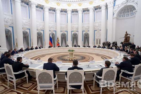 Воронежский губернатор не стал петь дифирамбы президенту Воронежский губернатор не стал петь дифирамбы президенту