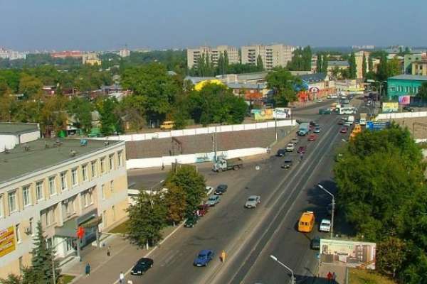 Проспект Революции перекроют из-за аварийных работ Проспект Революции перекроют из-за аварийных работ