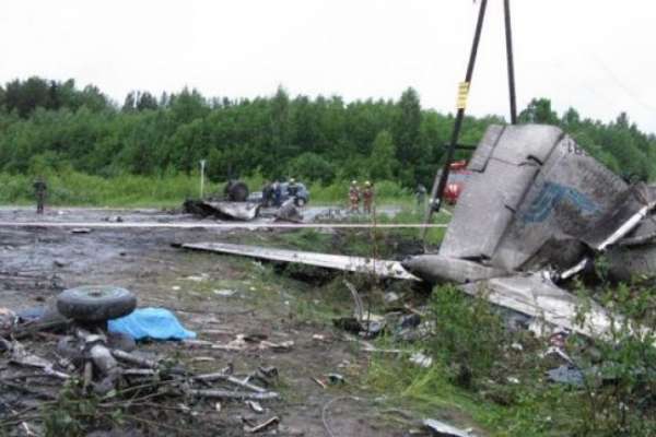 Рейс «Москва-Петрозаводск» должна была выполнять авиакомпания «РусЛайн» воронежского бизнесмена Николая Уланова Рейс «Москва-Петрозаводск» должна была выполнять авиакомпания «РусЛайн» воронежского бизнесмена Николая Уланова