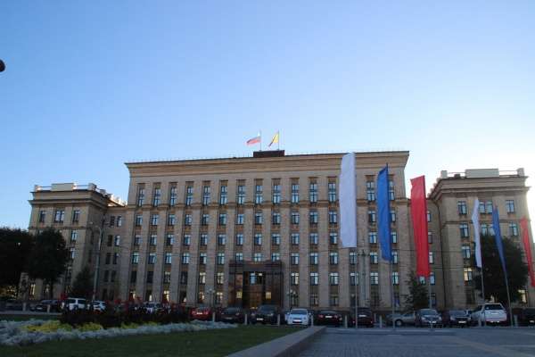 В Воронеже власти добавили 3,6 млн рублей на содержание Кольцовского сквера В Воронеже власти добавили 3,6 млн рублей на содержание Кольцовского сквера