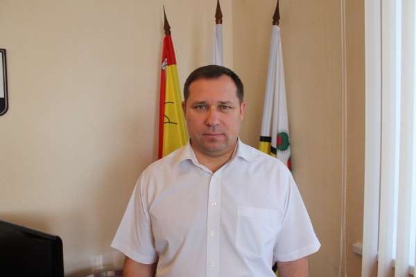 Главой Хохольского района Воронежской области избран Михаил Ельчанинов Главой Хохольского района Воронежской области избран Михаил Ельчанинов