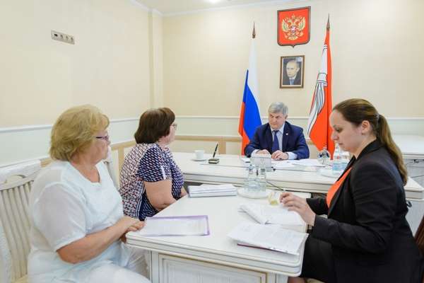 После годового перерыва воронежский губернатор и чиновники возобновят очный прием граждан После годового перерыва воронежский губернатор и чиновники возобновят очный прием граждан