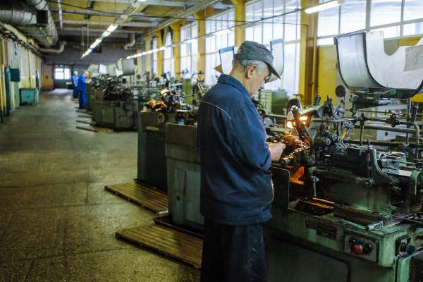 Воронежский «Электросигнал» получил право выпускать космическую продукцию Воронежский «Электросигнал» получил право выпускать космическую продукцию