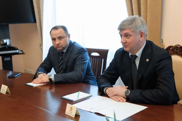 Губернатор переложил ответственность за подготовку к запуску воронежского метро на Виталия Шабалатова Губернатор переложил ответственность за подготовку к запуску воронежского метро на Виталия Шабалатова