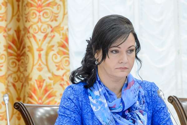 Диана Гончарова: «Многие вопросы граждане не могут решать самостоятельно» Диана Гончарова: «Многие вопросы граждане не могут решать самостоятельно»