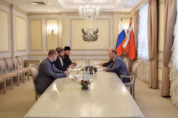 В Воронеже Малофеев договорился с властями воплотить русскую мечту В Воронеже Малофеев договорился с властями воплотить русскую мечту