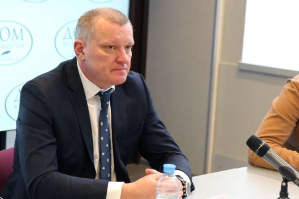 Владимир Кадурин: «Воронежские спортивные объекты доступны всем жителям» Владимир Кадурин: «Воронежские спортивные объекты доступны всем жителям»