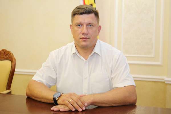 Экс-мэр Семилук покинул пост гендиректора «Воронежпассажиртранс» Экс-мэр Семилук покинул пост гендиректора «Воронежпассажиртранс»