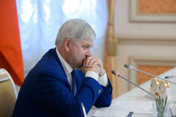 В Воронеже активисту не удалось оспорить коронавирусные указы губернатора В Воронеже активисту не удалось оспорить коронавирусные указы губернатора