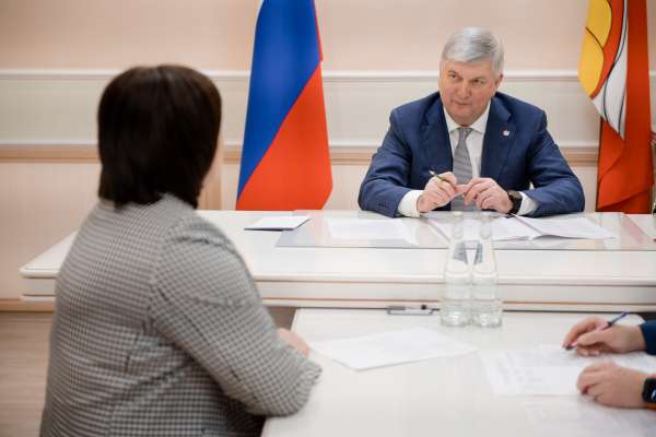 Губернатор Воронежской области поручил взять на контроль перерасчет платы за газ семей мобилизованных Губернатор Воронежской области поручил взять на контроль перерасчет платы за газ семей мобилизованных