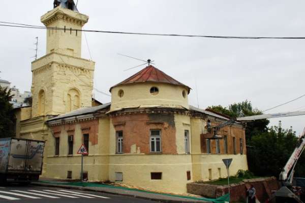 В Воронеже покрасили старейшую пожарную каланчу В Воронеже покрасили старейшую пожарную каланчу