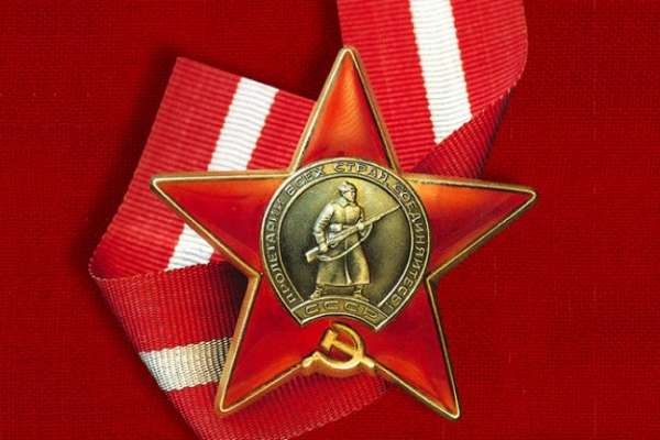 Из Бобровского музея украли 85 медалей и орденов Из Бобровского музея украли 85 медалей и орденов