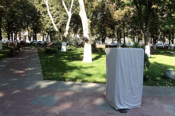 Воронежскому скверу понадобились садовники за 2,5 млн рублей Воронежскому скверу понадобились садовники за 2,5 млн рублей