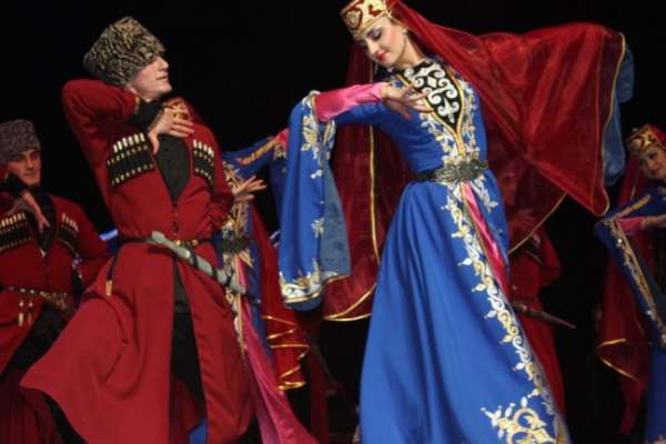 На встрече чеченского землячества в Воронеже говорили о культуре и мире На встрече чеченского землячества в Воронеже говорили о культуре и мире