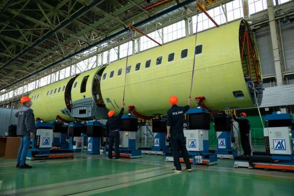 Ростех приступил к сборке Ил-114-300 с воронежскими комплектующими Ростех приступил к сборке Ил-114-300 с воронежскими комплектующими
