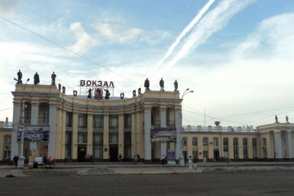 Автостоянка вокзал воронеж. ЖД вокзал Воронеж-1. Курский вокзал Воронеж. Воронеж вокзал Воронеж 1. Вокзал Воронеж 1 внутри.