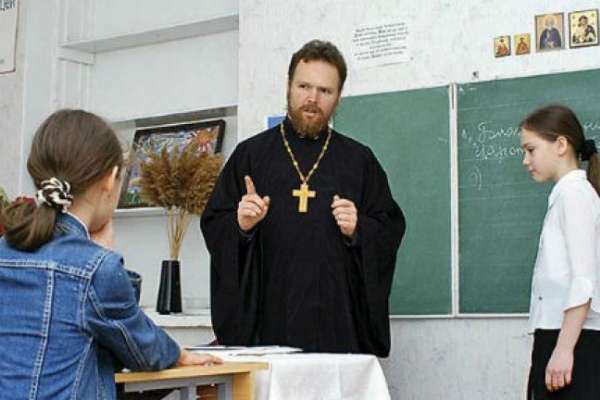 В школах Воронежа будут преподавать религию с 1 апреля В школах Воронежа будут преподавать религию с 1 апреля