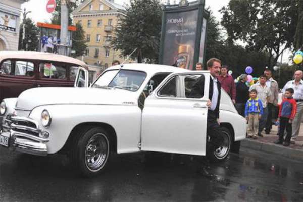 Воронежского губернатора признали «далеким от народа» Воронежского губернатора признали «далеким от народа»
