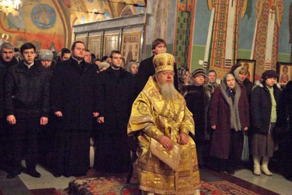12 февраля Владыка Сергий провел богослужение в Успенском Семинарском храме города Воронежа 12 февраля Владыка Сергий провел богослужение в Успенском Семинарском храме города Воронежа
