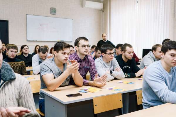 На «Правилах роста» воронежских студентов пригласили на работу в особую экономическую зону На «Правилах роста» воронежских студентов пригласили на работу в особую экономическую зону