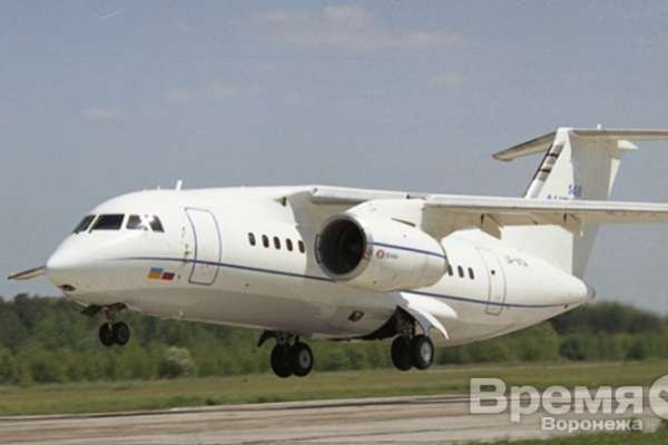 В Воронеже экстренно сел самолёт c пассажирами на борту В Воронеже экстренно сел самолёт c пассажирами на борту