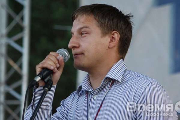 Илья Костунов: «Самый тупой депутат умнее среднестатистического гражданина» Илья Костунов: «Самый тупой депутат умнее среднестатистического гражданина»