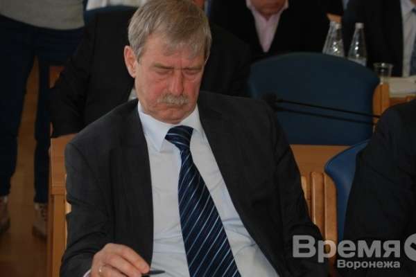 Экс-спикера воронежской Гордумы, отдохнувшего в Париже за счёт бюджета, оштрафовали на 75 тысяч рублей Экс-спикера воронежской Гордумы, отдохнувшего в Париже за счёт бюджета, оштрафовали на 75 тысяч рублей