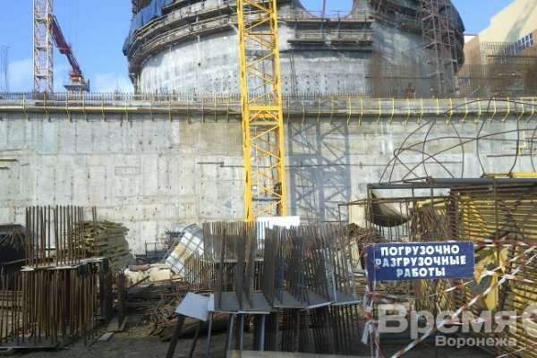 Строительство Нововоронежской АЭС едва не сорвала упавшая стрела башенного крана Строительство Нововоронежской АЭС едва не сорвала упавшая стрела башенного крана