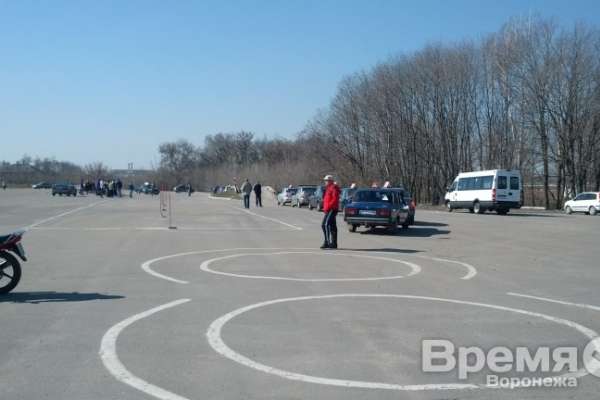 В воронежских автошколах обучали на неисправных авто В воронежских автошколах обучали на неисправных авто