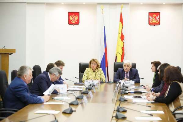 Воронежцы в прошлом году получили 9,46 млрд рублей на соцподдержку Воронежцы в прошлом году получили 9,46 млрд рублей на соцподдержку