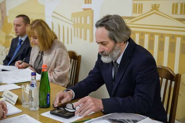Воронежский облсуд оставил в должности директора театра оперы и балета Александра Арнаутова Воронежский облсуд оставил в должности директора театра оперы и балета Александра Арнаутова