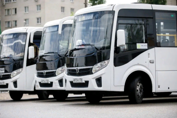 В Воронеже водитель и пассажиры помогли обезвредить предполагаемых карманников в маршрутке