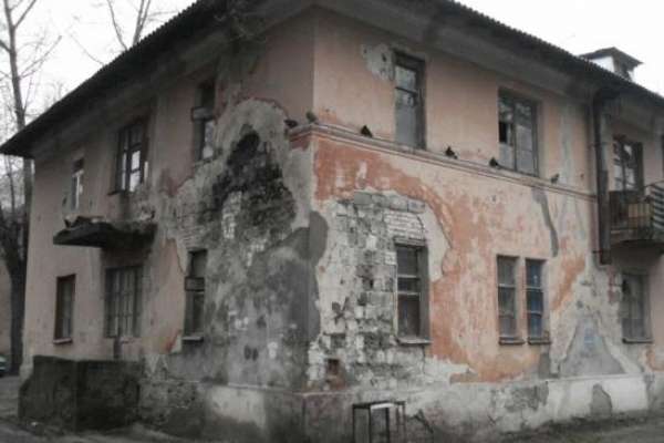 В Воронеже резко сокращается финансирование переселения из аварийного жилья В Воронеже резко сокращается финансирование переселения из аварийного жилья