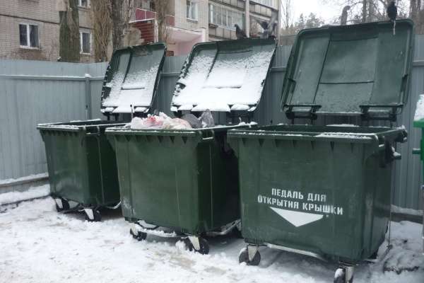 Воронежская УК переходит на евроконтейнеры Воронежская УК переходит на евроконтейнеры