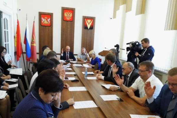 Воронежские единороссы заодно с Государственной Думой взяли и Борисоглебскую гордуму Воронежские единороссы заодно с Государственной Думой взяли и Борисоглебскую гордуму